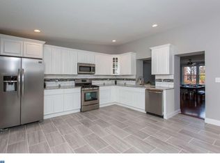 687 Dutton Cir, Springfield, PA 19064