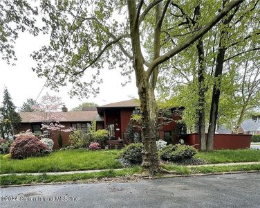 60 Margaretta Ct, Staten Island, NY, 10314