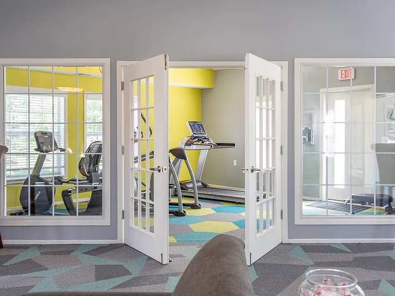 Arbor Club Apartments - Ann Arbor, MI — Photo 18