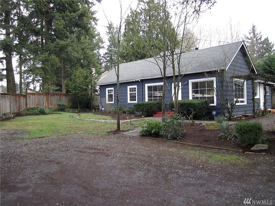 1st image of 10070 NE 135th St