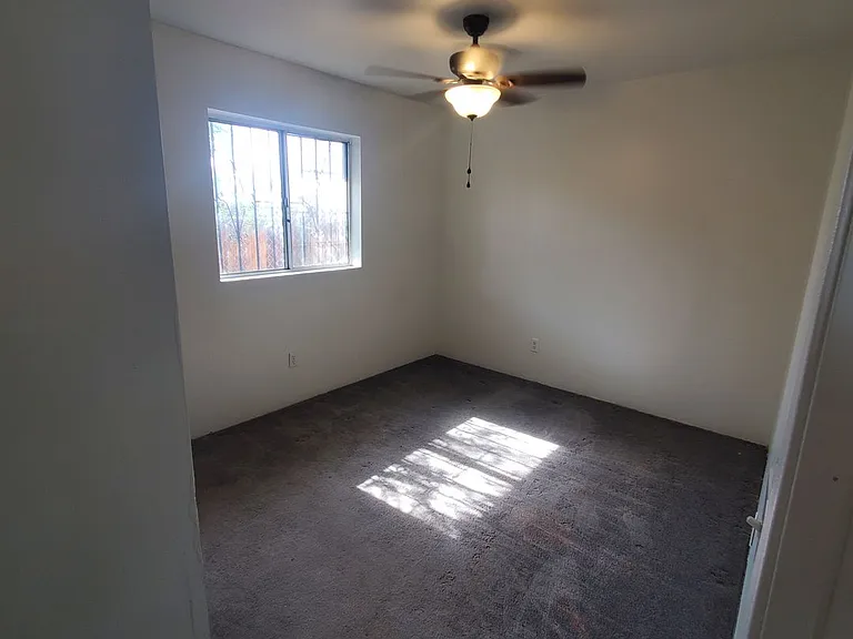 1416 E H St — Photo 9