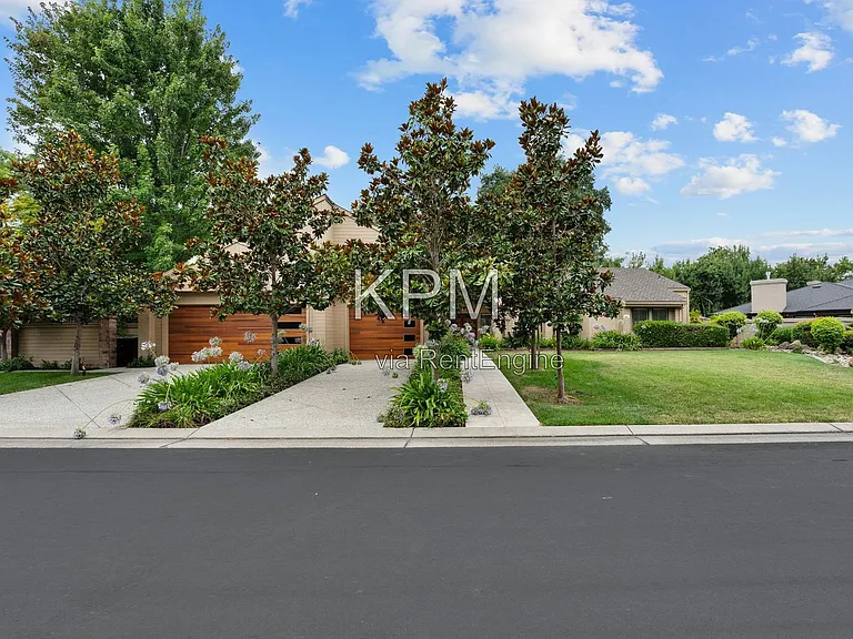 3342 Cove Cir — Photo 68