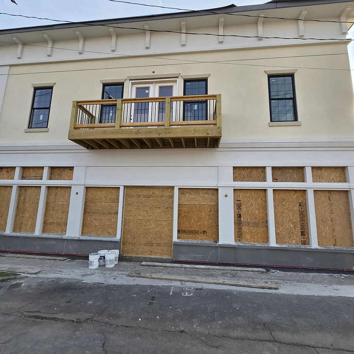 Building Photo - 420 E E St #5