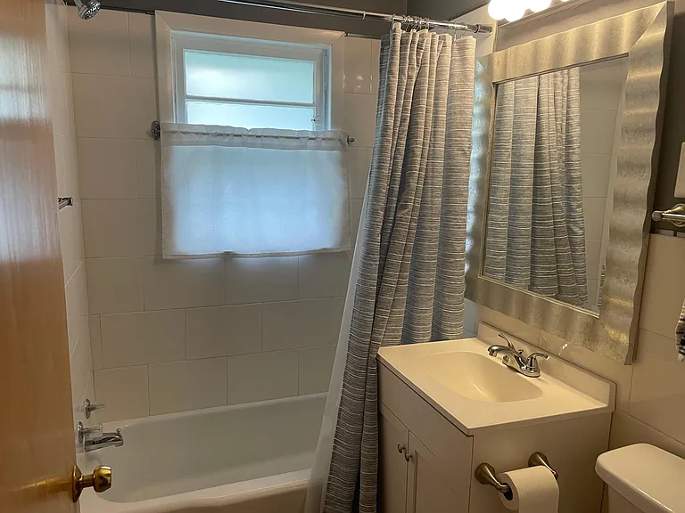 Main Floor Bathroom