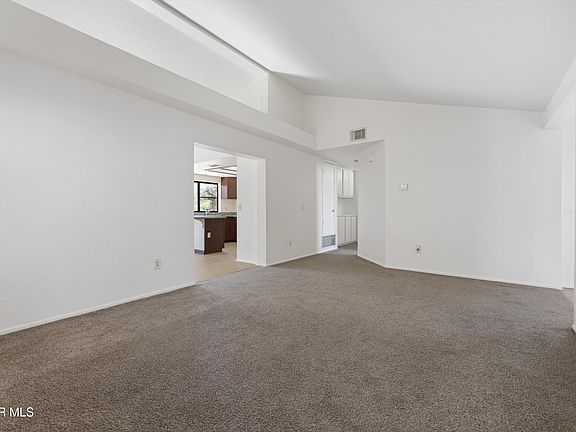 4th image of 2258 Gregory Ave