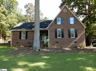 105 Muirwood Dr, Mauldin, SC 29662