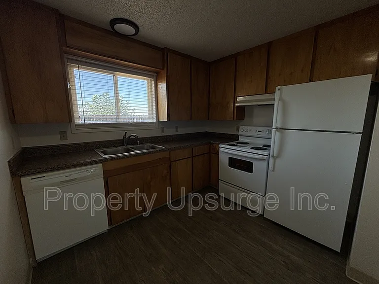 725 Kimball Rd #13 — Photo 2