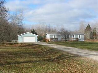 12811 Pine Lake Ave NE, Cedar Springs, MI 49319