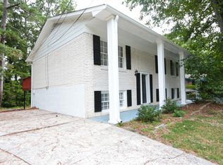 2933 Carriage Ln, Atlanta, GA 30349