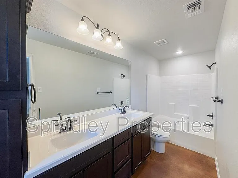 202 Juniper Dr #A — Photo 15