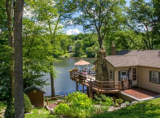 63 Lake Shore Rd W, Stockholm, NJ 07460