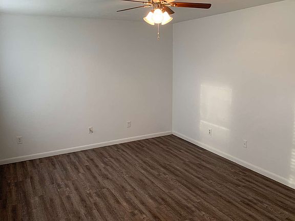 5th image of 1212 SW Fairfax Gln