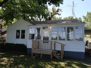 1047 W Leafland Ave, Decatur, IL 62522