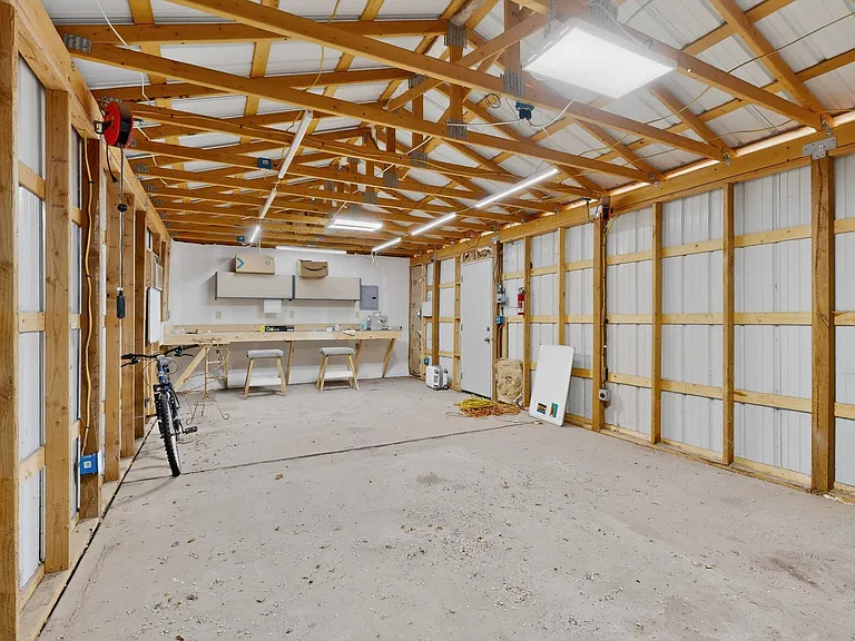 6500 Martin Ct NE — Photo 36