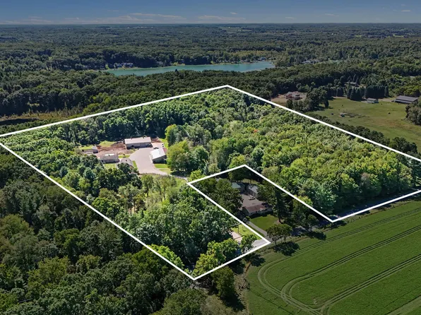 10739 Baldwin Rd, Greenville, MI 48838