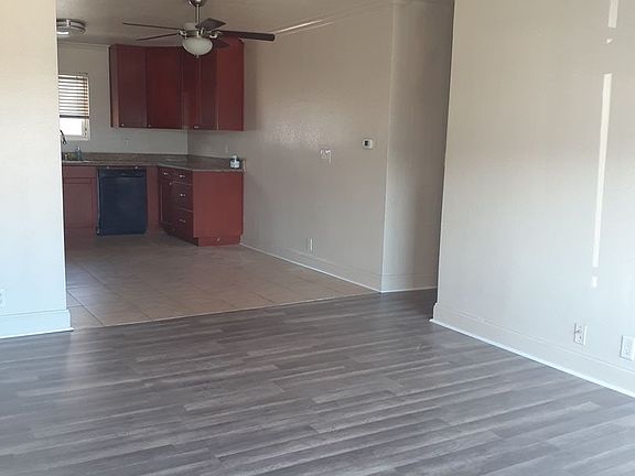 4th image of 1440 Oakdale Ave Unit 9