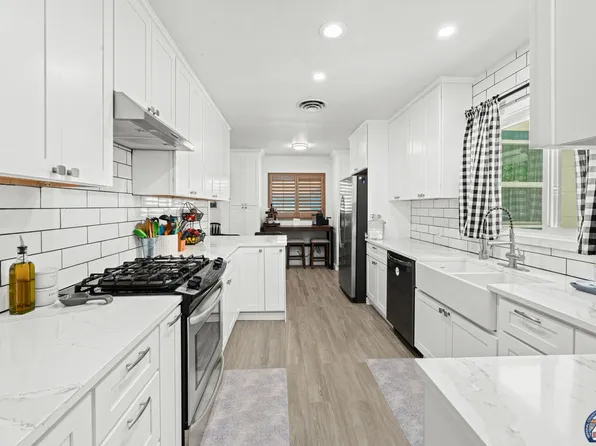 563 Marilyn Ave, Brawley, CA 92227