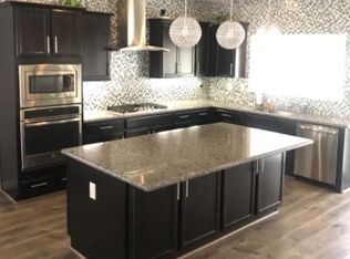 180 Strone St, Henderson, NV 89012