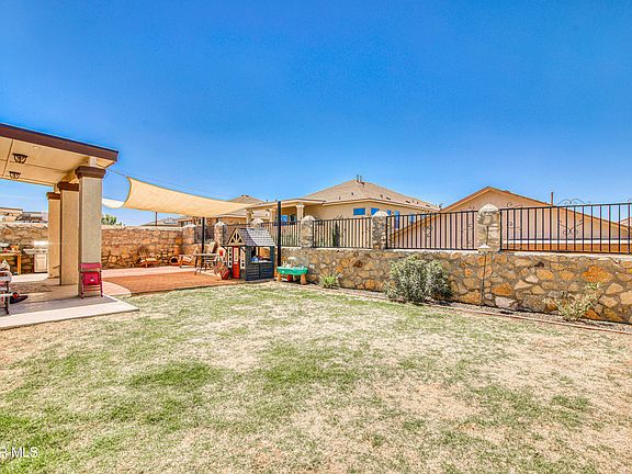 3rd image of 6569 Julianna Ln