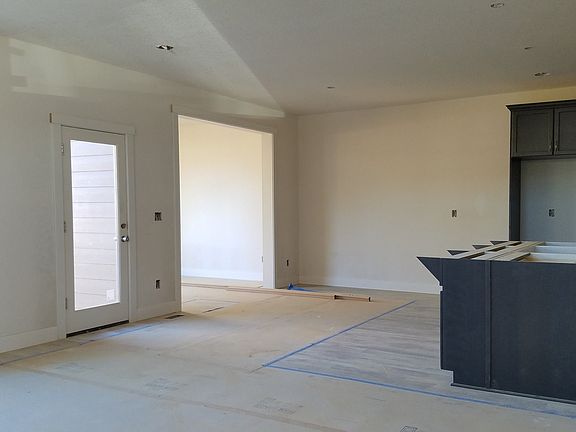 5th image of 11627 NW 30th Ct