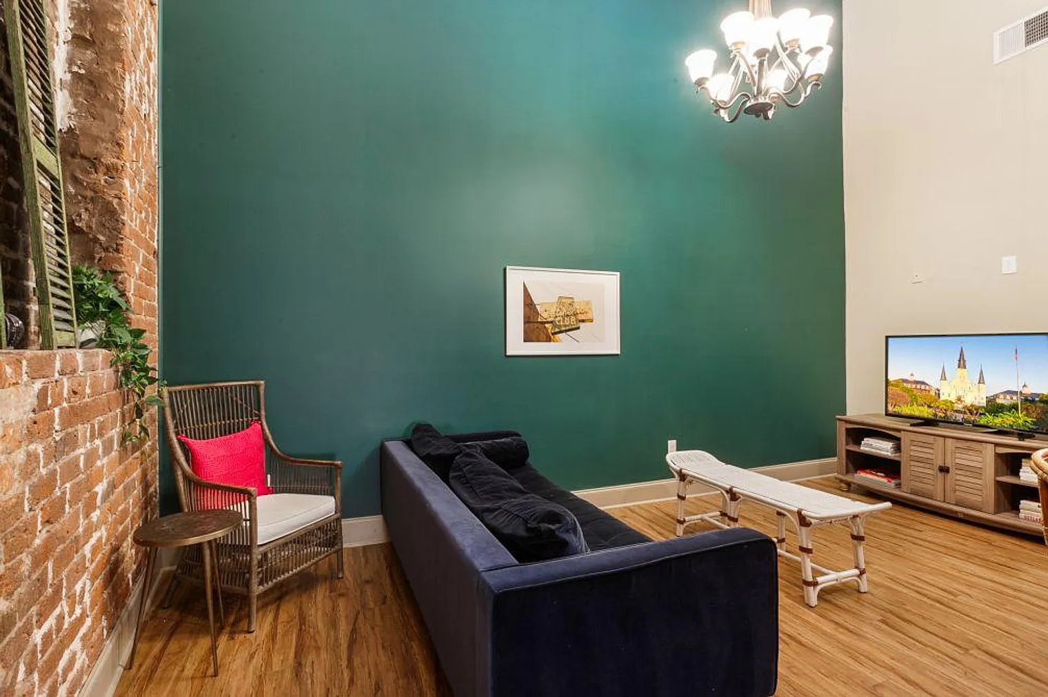 1 bed, 1.0 bath, 796 sqft, $4,237 — Photo 4