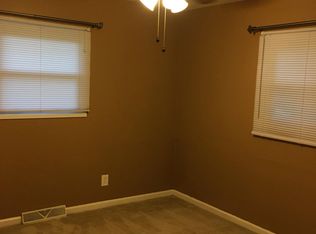 259 W Skyline Dr, Ballwin, MO