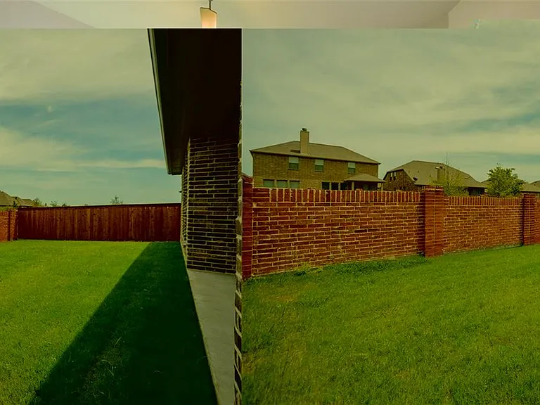 1620 Adams Pl — Photo 17