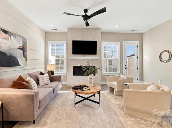 5026 Harrowsmith Ln, Charlotte, NC 28204