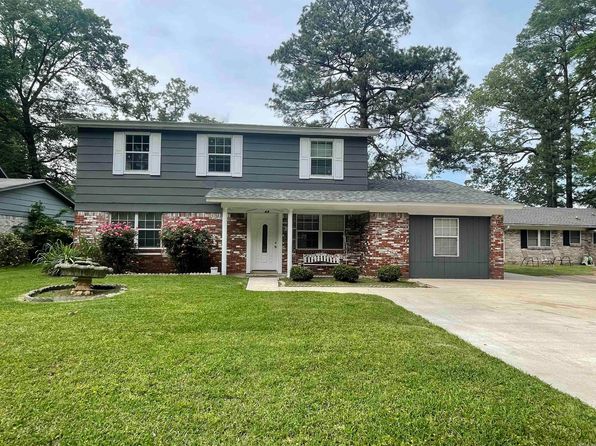 6304 Senate Dr, Little Rock, AR 72209