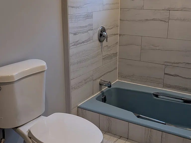 9606 Kedvale Ave #1A — Photo 17