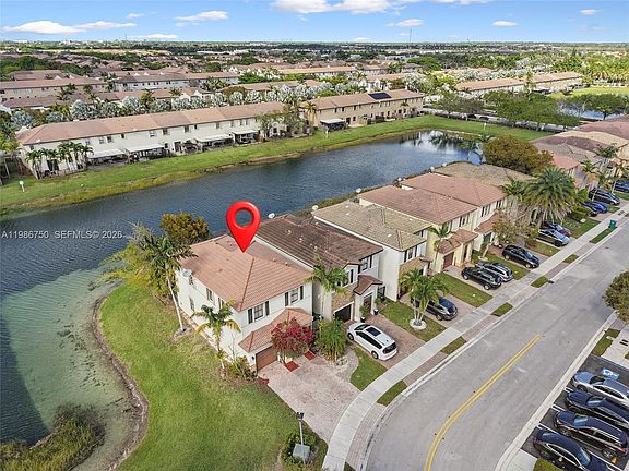 4th image of 11379 SW 239th St