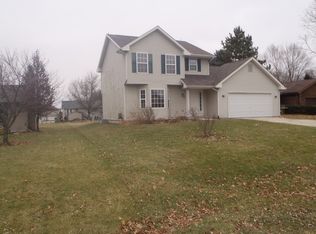 2307 Candlewick Dr SE, Poplar Grove, IL 61065