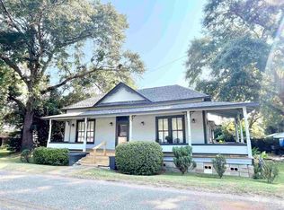 135 S Canoe Rd, Atmore, AL 36502