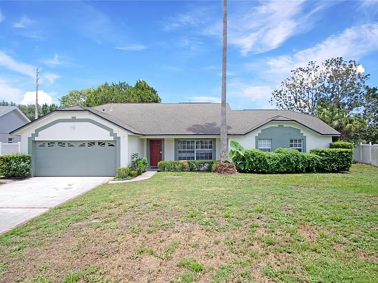 928 Loma Bonita Dr — Photo 1