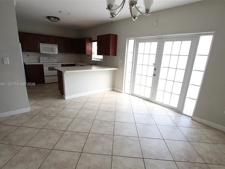 14758 SW 9th Ln — Photo 11