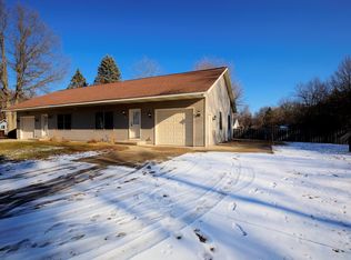 794 Lillian St, Holland, MI 49424