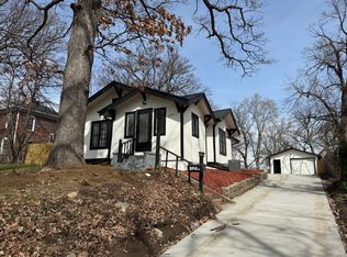 2705 Hickman Rd, Des Moines, IA 50310