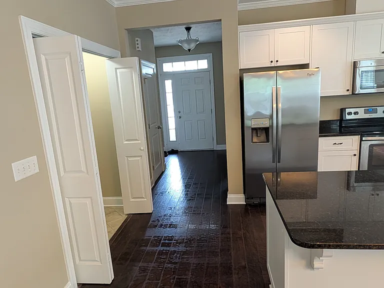 108 Kenosha Ct — Photo 5