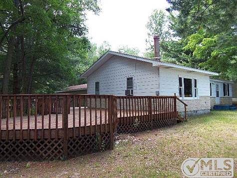 Updated & Extensive Decking