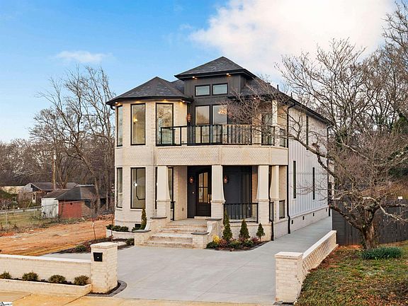 2nd image of 205 Parkins Mill Rd