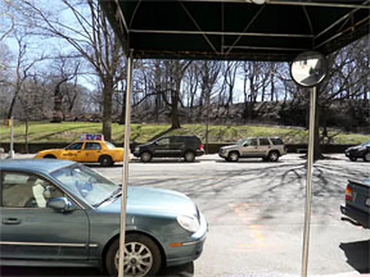 Rented by Maison International | media 38