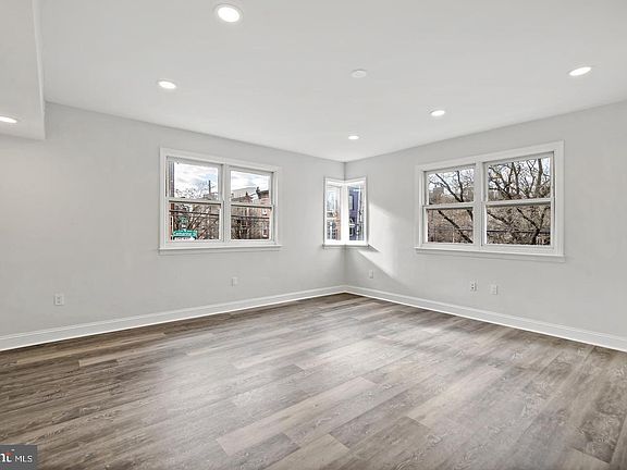 2nd image of 785 S 6th St Floor 2