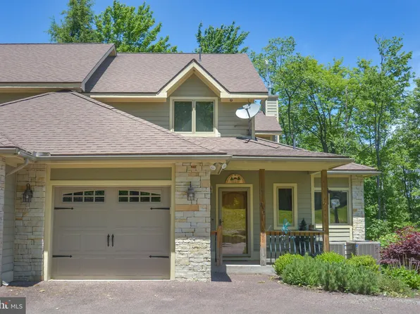 258 Winding Trail Ln #8B, Oakland, MD 21550