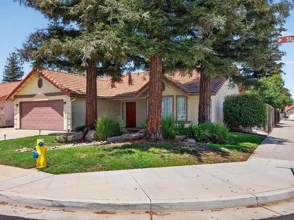 2539 Stuart Ave, Clovis, CA 93611