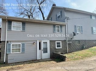 1835 Hillcrest Rd NW #2, Canton, OH 44709