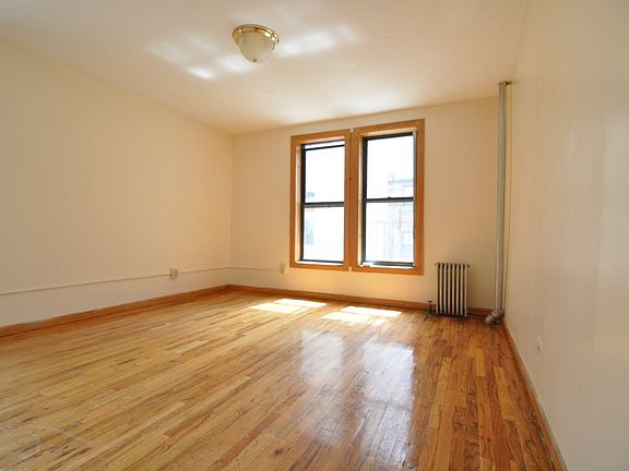 2nd image of 60 W 129th St APT 5D