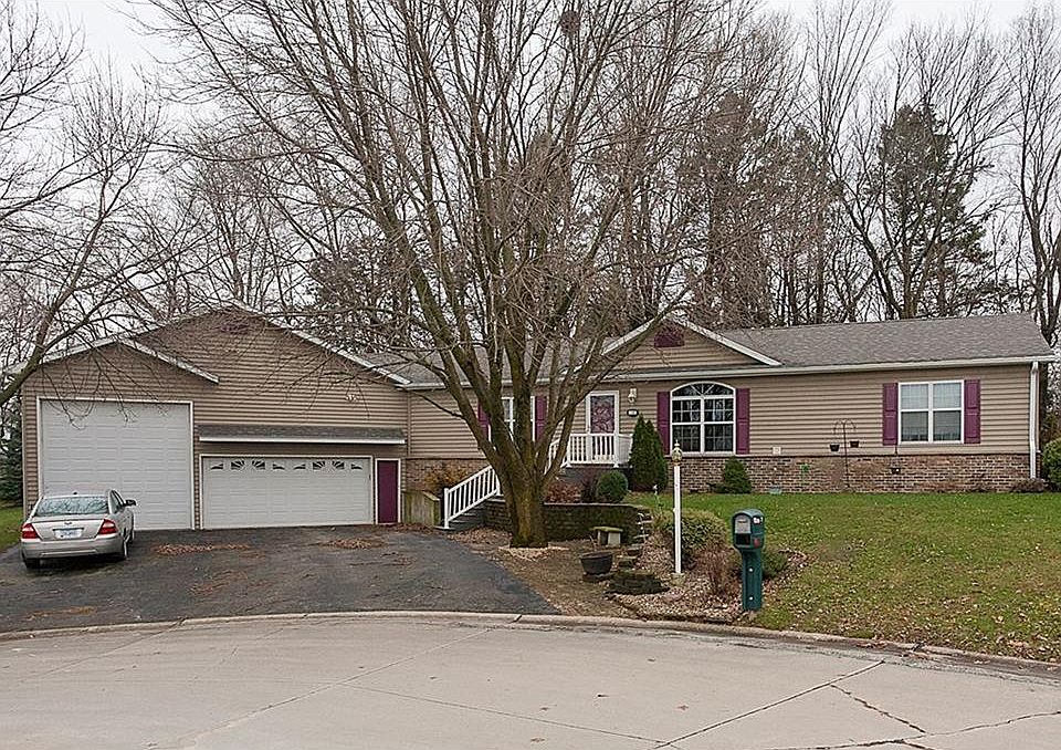 1st image of 108 Monk Ct