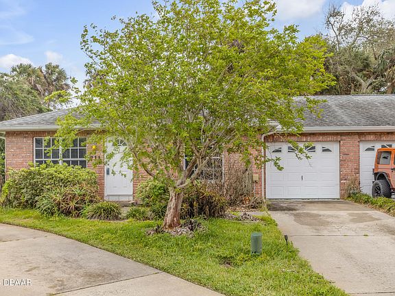 2nd image of 711 River Oaks Cir