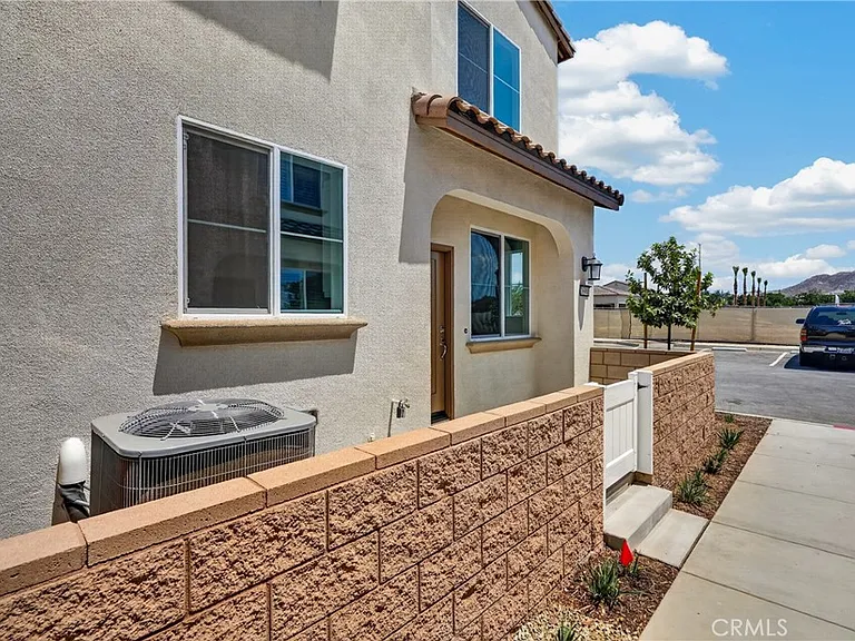 26901 Millerton St — Photo 28