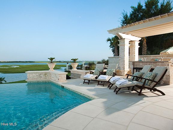 3rd image of 2340 Ocean Point Drive